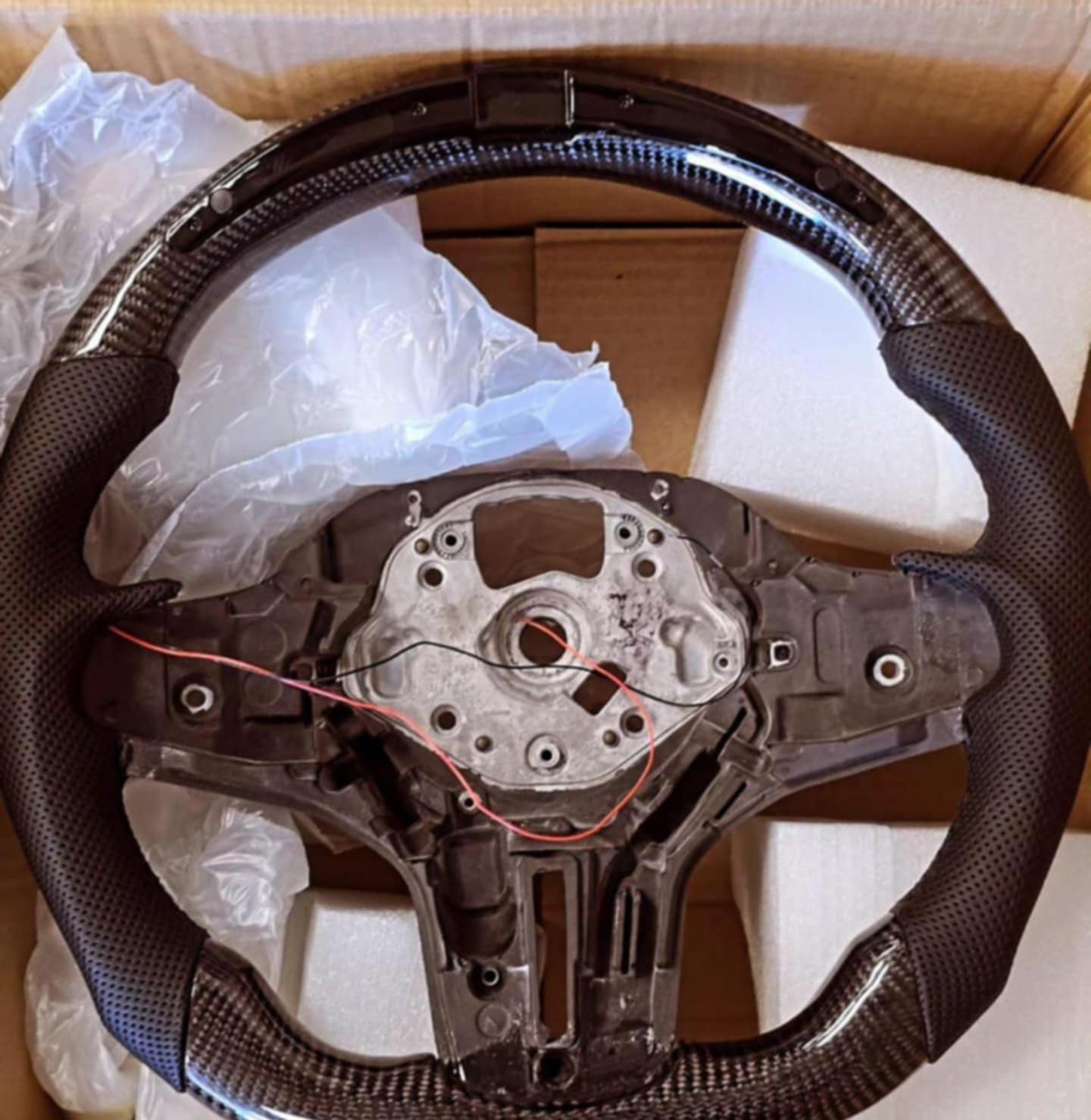 F1 style steering wheel BMW G30/F90
