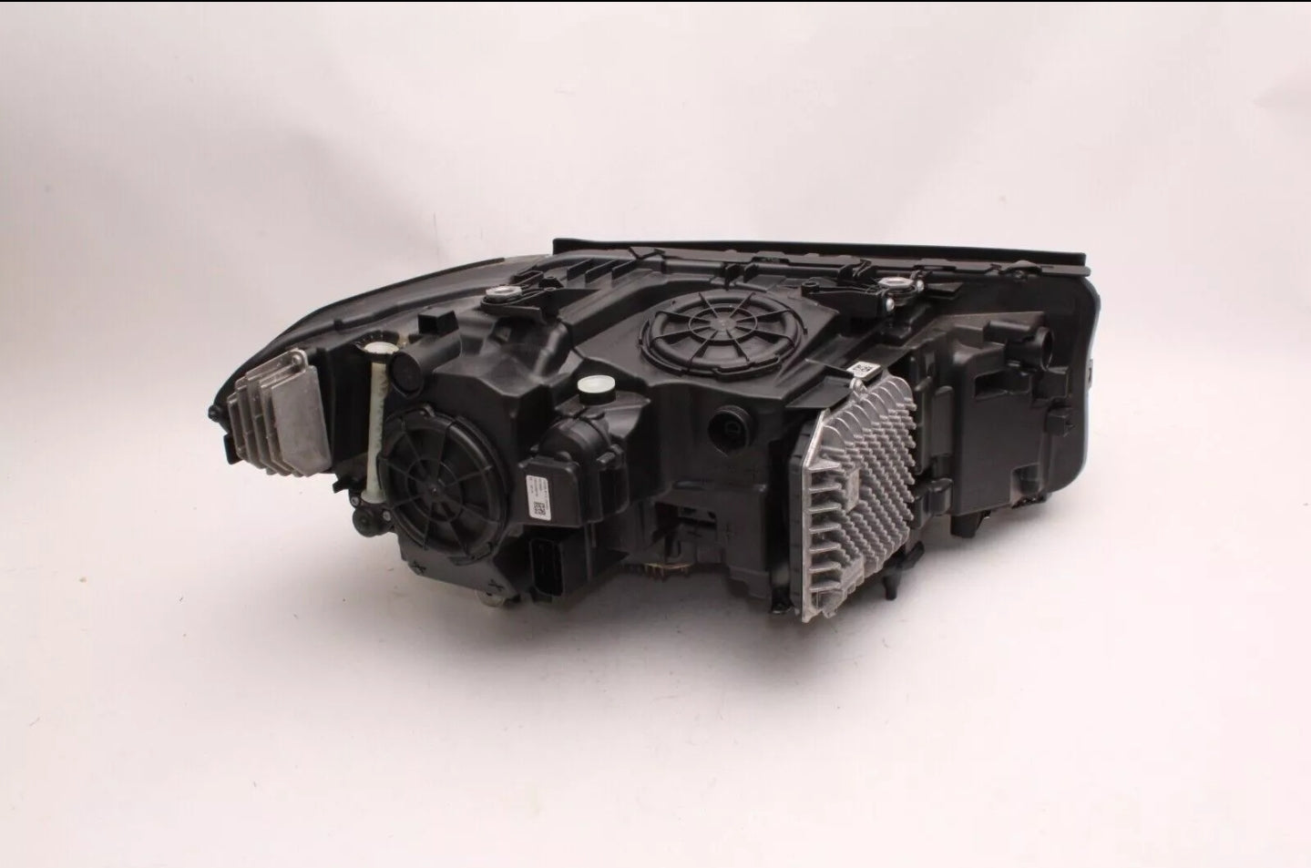 BMW G30 Pre-LCI headlights (used 9k miles)